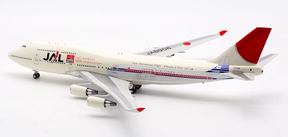 1:200 BModels Japan Airlines - JAL Boeing 747-400 JA8906 W/ Stand