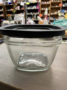 Rubbermaid Glass Storage Container 5 cup