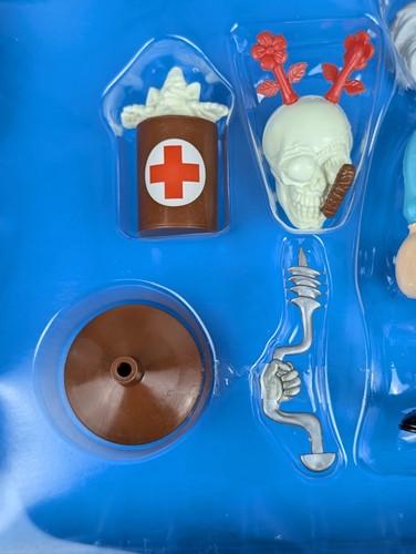 Mad Scientist Operating Room Playset ARCO Toys 8011 Open Box - Picture 20 of 22