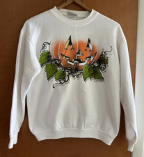 Vintage Summit White Crewneck Size Medium Halloween Jack-o-lantern Sweatshirt