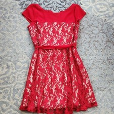 Lace Overlay Cap Sleeve Dress Red
