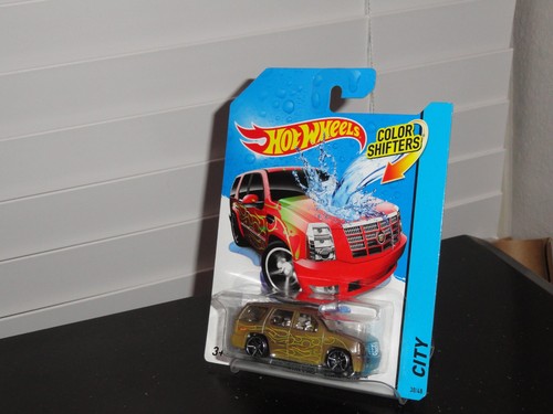 HOT WHEELS 2014 CITY COLOR SHIFTERS '07 CADILLAC ESCALADE 30/48 DIECAST VEHICLE - Picture 1 of 3