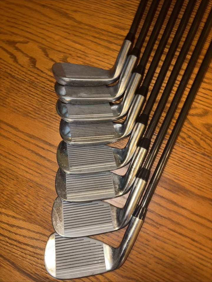 Vintage Spalding LEGACY 3-9 PW Iron Set Graphite Shafts - Image 2 of 4
