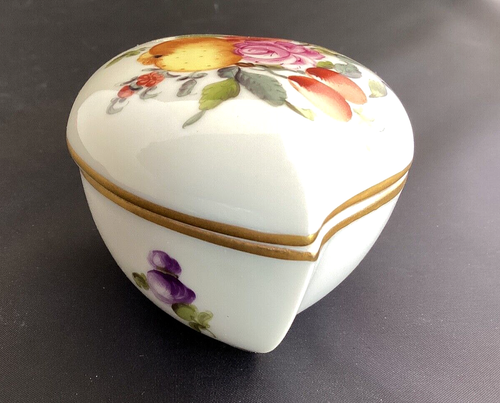 Herend Fruits & Flowers Motif 3" Heart Shape Trinket Box & Lid # 6005 BFR - Picture 5 of 7