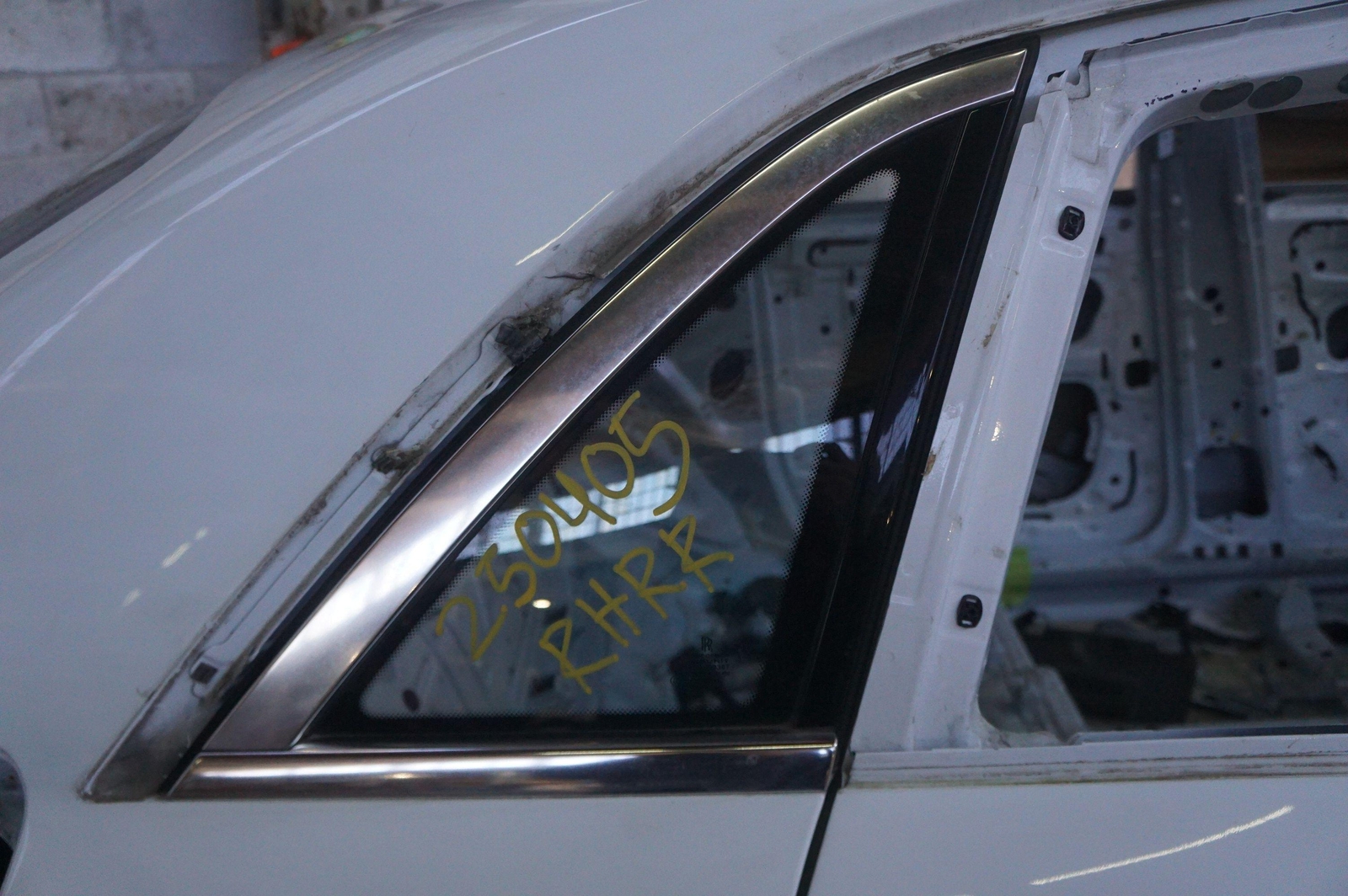 Rear Right Quarter Window Glass 51377200426 Rolls Royce Ghost Series I 2009-2014
