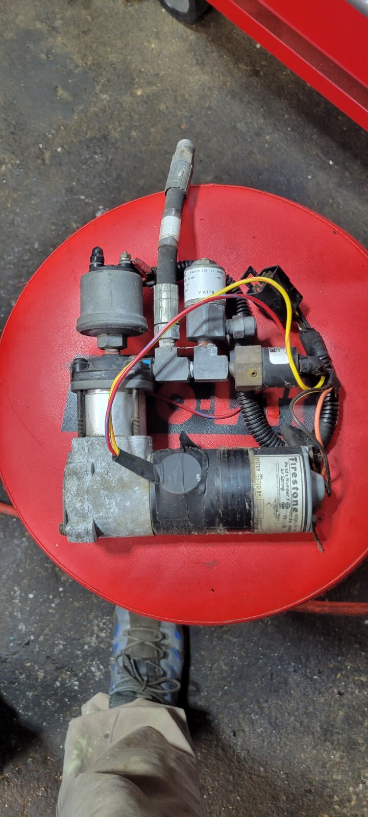 1997 Ski Doo Air Ride Shock Compressor