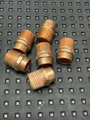 6x Everbilt 1/2 inch copper cup  x MIP Male pressure adapter