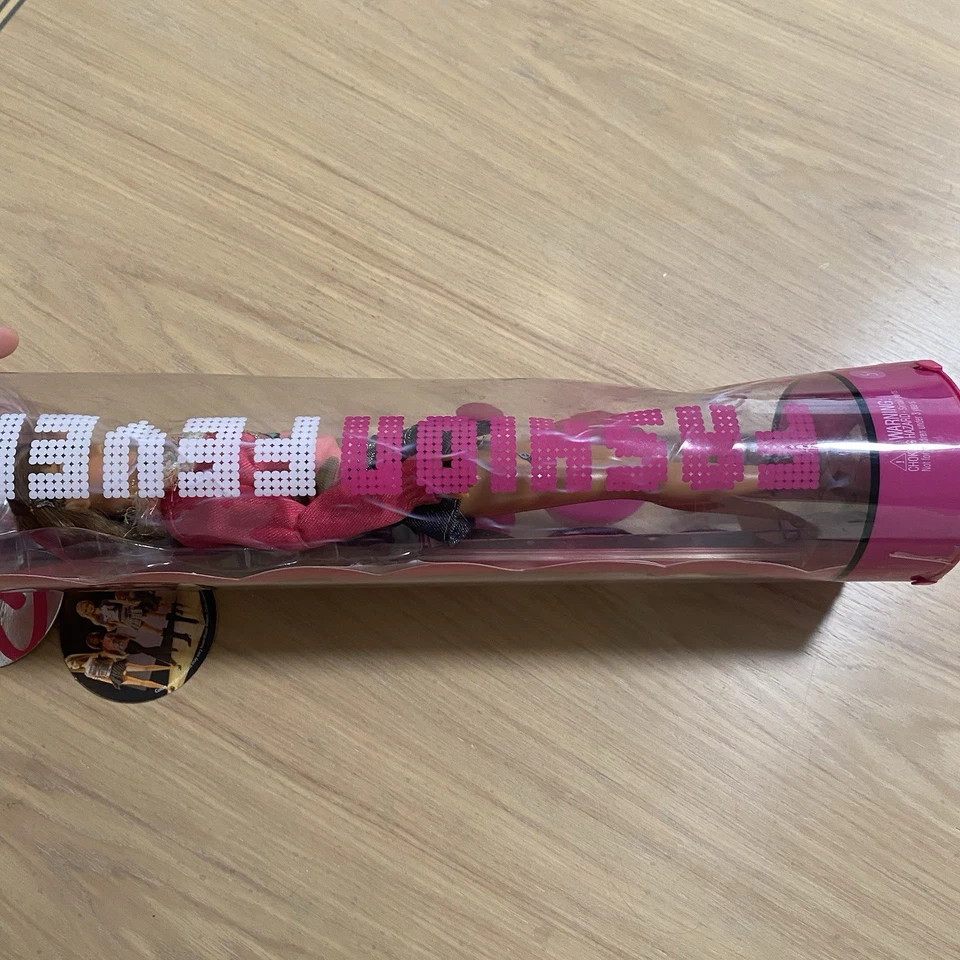 NIB 2006 Barbie Fashion Fever Butterfly Shirt Tattoo Doll TERESA J1396 Y2K - Image 4 of 4