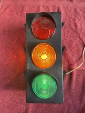 Vintage Traffic Signal Stop Light 12" Corded Electric Flashing LAMP
