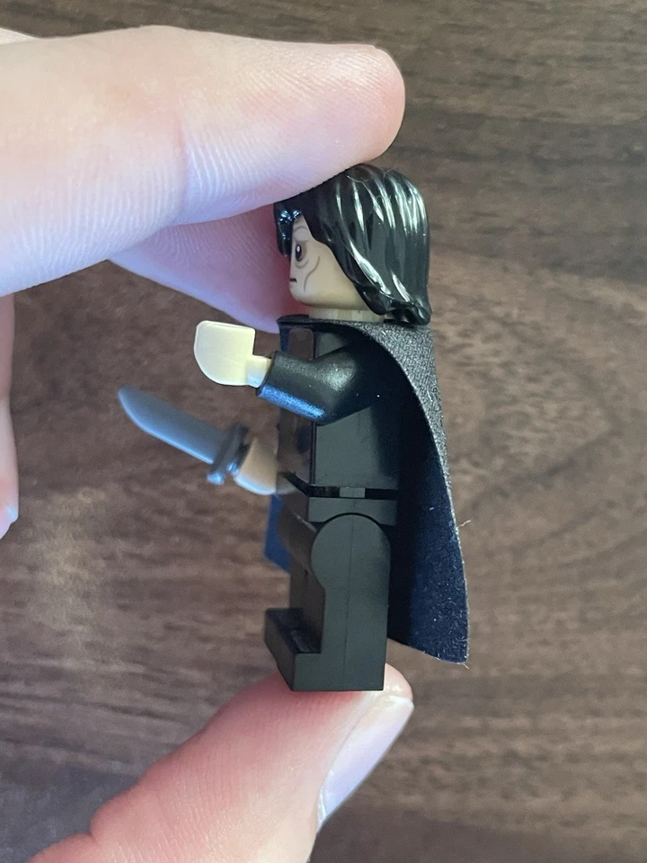LEGO The Lord of the Rings Grima Wormtongue minifigure lotr lor072 orthanc 10237 - Image 2 of 4