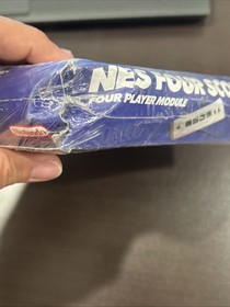 NINTENDO NES FOUR SCORE FOUR PLAYER MODULE ACCESSORY **BRAND NEW** Damaged Box