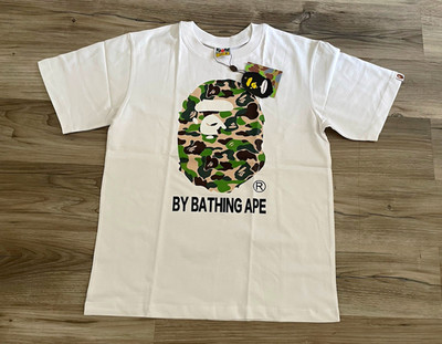 A Bathing Ape BAPE Men's White Crew Neck Short Sleeve Ape Head Logo Tee L