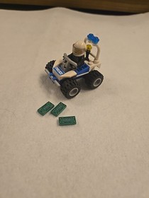 LEGO City: Police Minifigure Collection (7279) Complete with Instructions