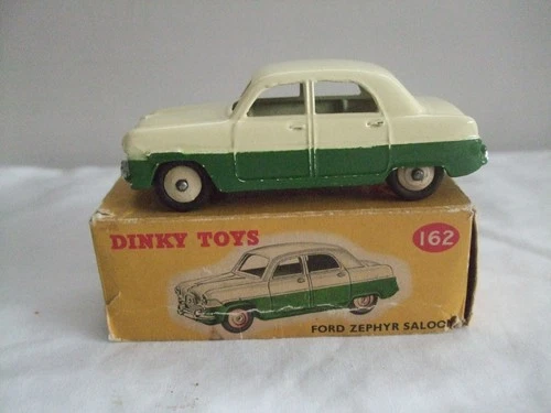 Dinky Toys Ford Zephyr Saloon Diecast Model Cream & Green Vintage 1