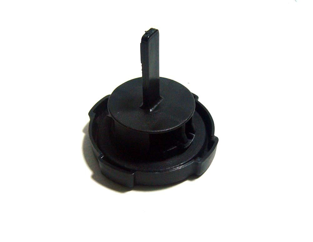 Power+Steering+Reserve+Tank+Cap+ASSY+for+Nissan+D21+Hardbody+D22