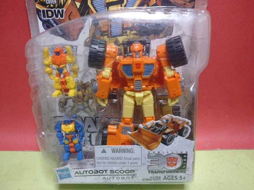 Extremely rare Unopened Transformers Generations Autobot Scoop - Image 3 of 4