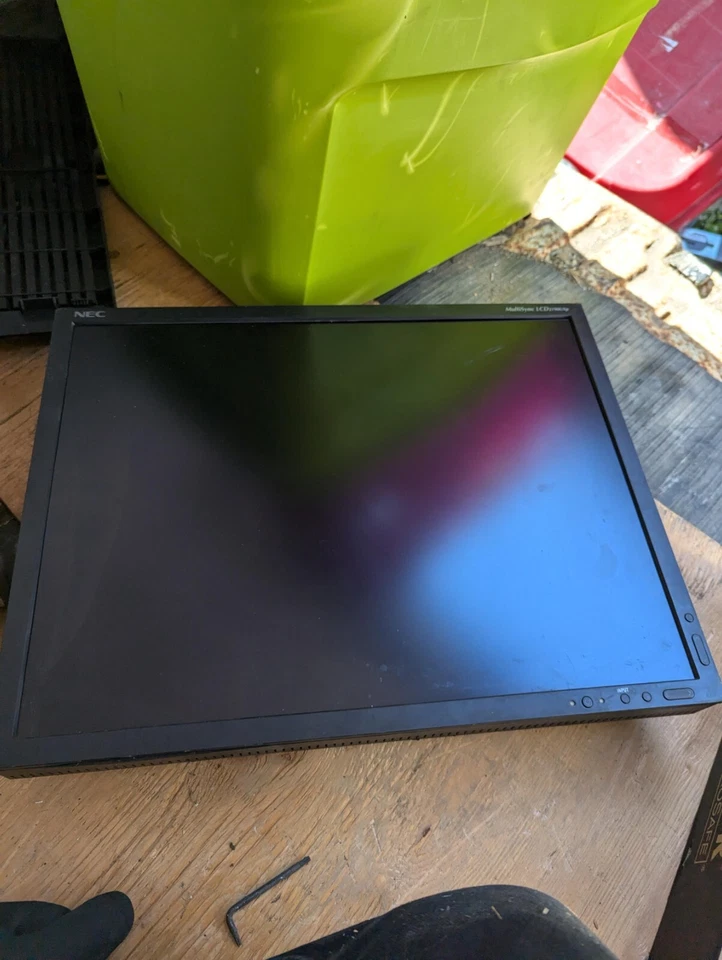 NEC MULTISYNC LCD2190UXI-BK 18" HIGH RESOLUTION IMAGING MONITOR - Image 2 of 4