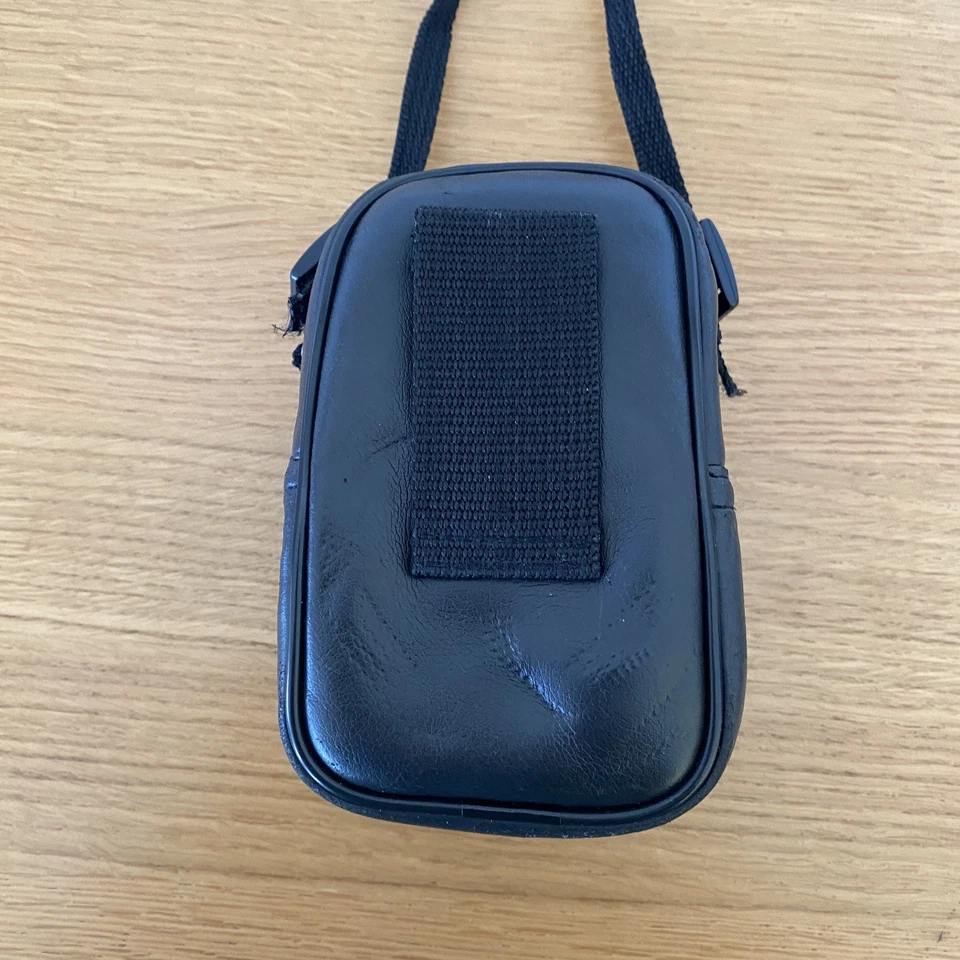 Fujifilm FinePix A Series A201 2.1MP Digital Camera - Silver - With Camera Bag, photo 3 of 5