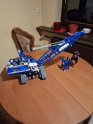 LEGO TECHNIC: Crawler Crane (42042)  1401 Teile