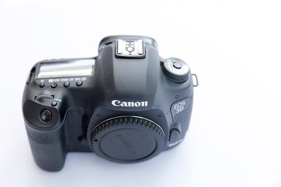 Canon EOS 5DS R 50,6MP DSLR-Kamera + Gewährleistung 7 Monate