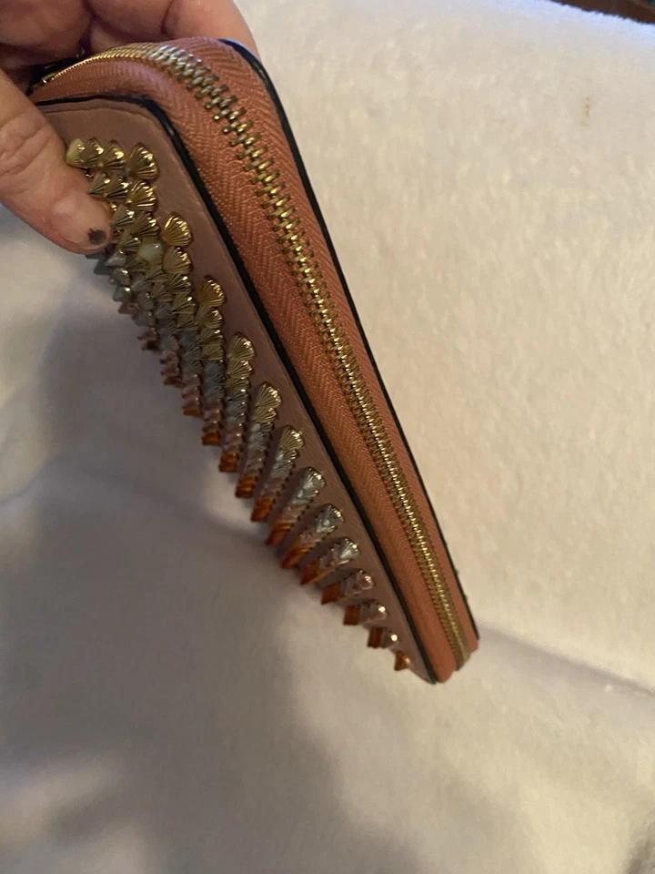Cartera de cuero con clavos Christian Louboutin para mujer Foto 4 de 4
