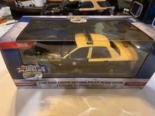 Greenlight 1/24 85583 - Hot Pursuit 2010 Ford Crown Victoria Florida Highway