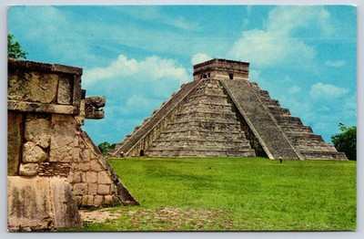 Vintage Mexico Postcard CHICHEN ITZA El Castillo Pyramid 1964