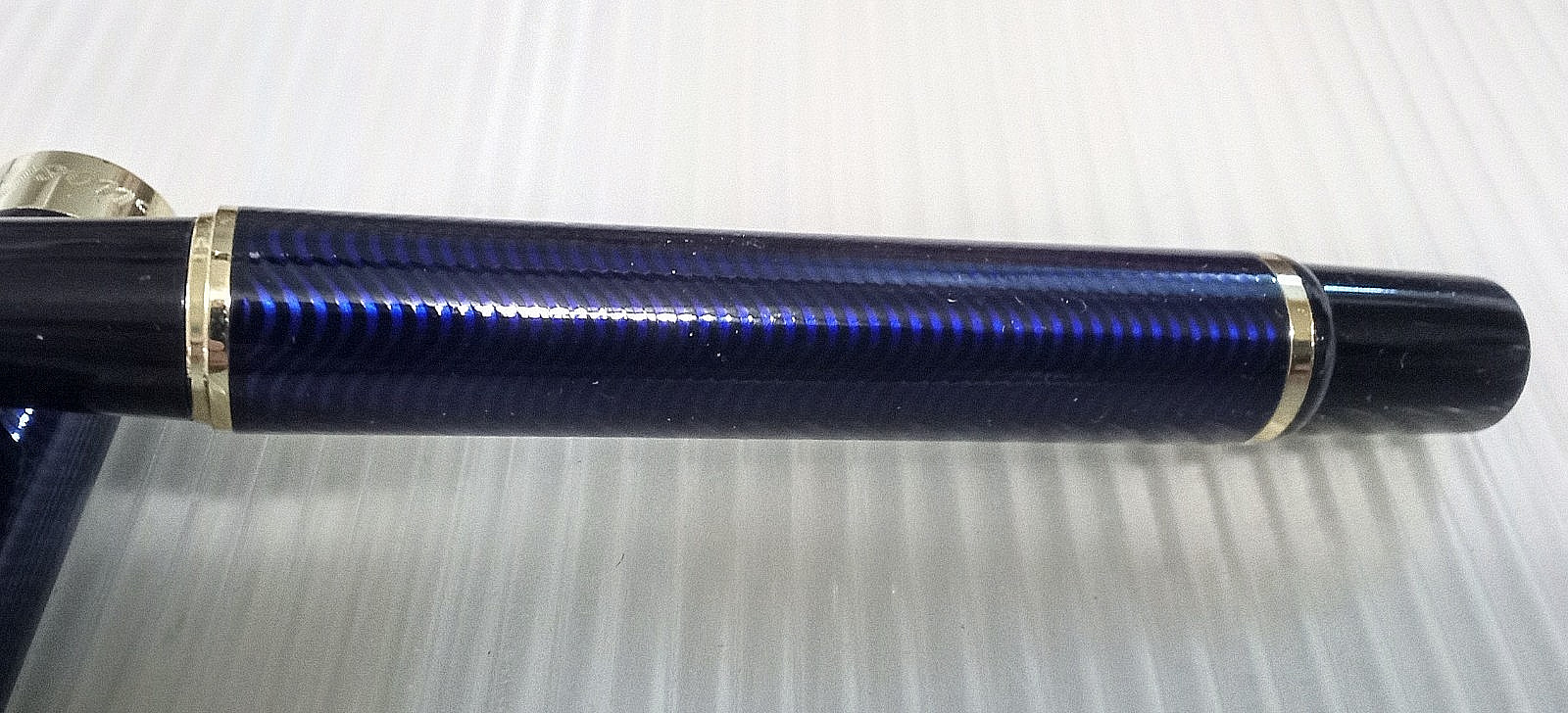 Luoshi 709 Heavy Metal Black & Blue Rollerball Pen Collectible Gift