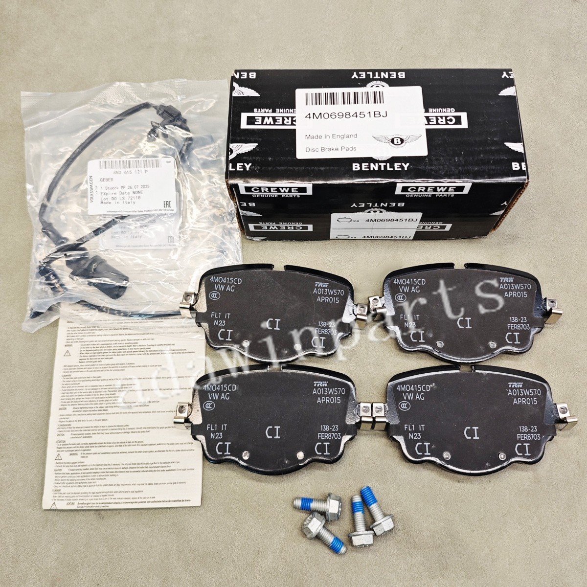 Bentley Bentayga 2017 Rear Brake pad kits Set P/N 4M0698451BJ