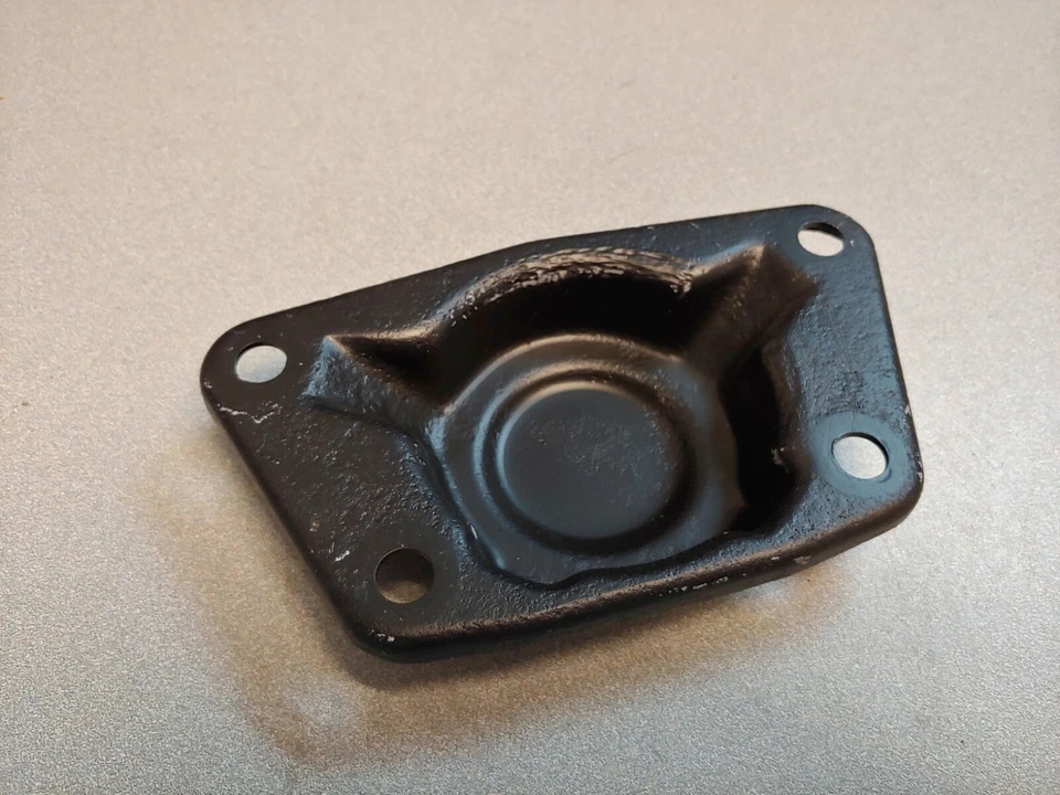 USADO ORIGINAL PORSCHE 356C 356SC BARRA DE BARRA DE TORSIÓN TRASERA RESORTE PUNTAL PLACA CUBIERTA 2 Foto 3 de 4