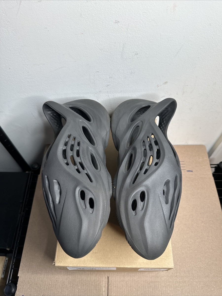 【未使用品】adidas YEEZY Foam Runner s-l400.jpg