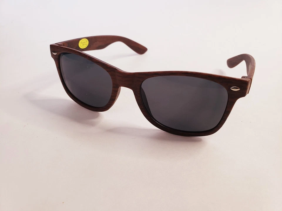 Gafas de sol de diseño de madera de nogal sintético con marco de plástico revestimiento de protección UV  Foto 2 de 4