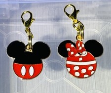 2 Pc Gold Mickey  Minnie Mouse Charm Zipper Pulls  Keychain Add On Clips 