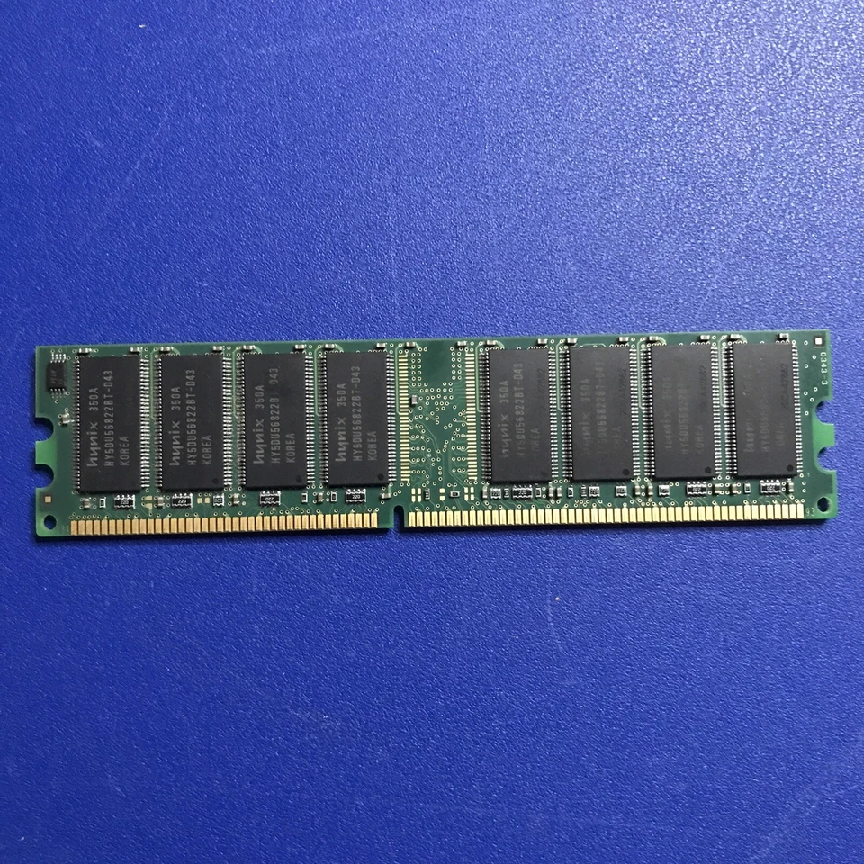 Tarjeta de memoria RAM HYNIX HYMD264646B8J-D43 512MB DDR 400Mz PC3200U-30330. Corea. En muy buen estado Foto 3 de 3