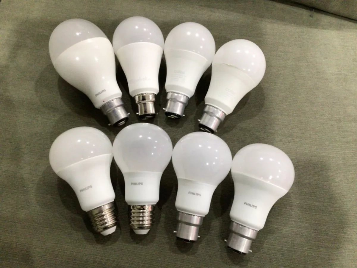 8 x LED Globes Warm White Assorted Philips Coles Mirabella 8W to