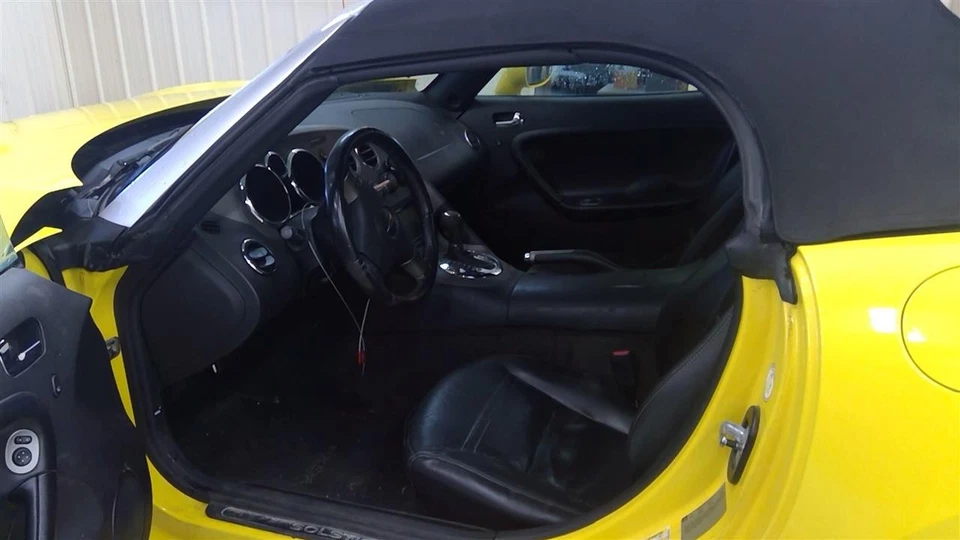 Used Front Right Seat Belt Front fits: 2008 Pontiac Solstice bucket passenger re - Image 2 of 4