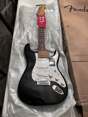 NEW Fender Player II Modified Stratocaster, Rosewood Fingerboard, Dusk.