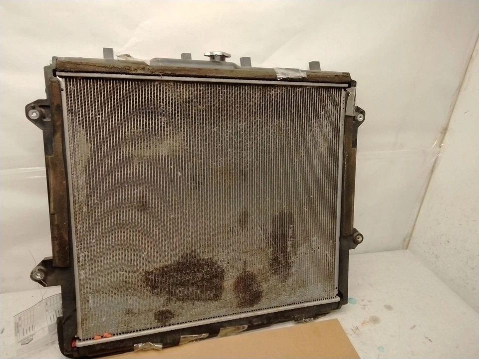 Radiator 1GRFE Engine 6 Cylinder Fits 10-23 4 RUNNER 3089797 - Image 3 of 4