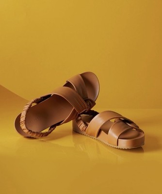 WHAT FOR DOPHI Light Brown Flat Leather Sandals Slingback FRANCE Sz US9 EU40