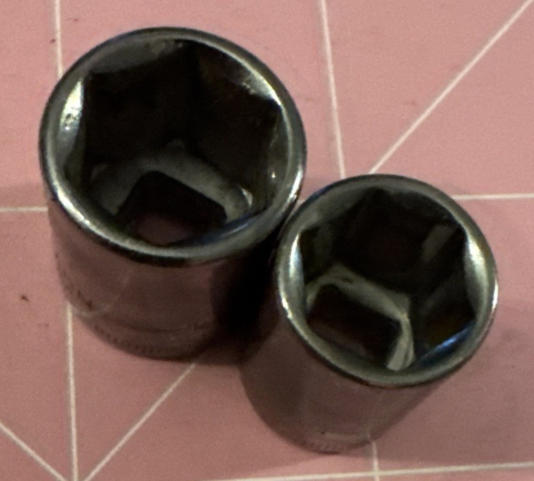 Picture 1 of 4