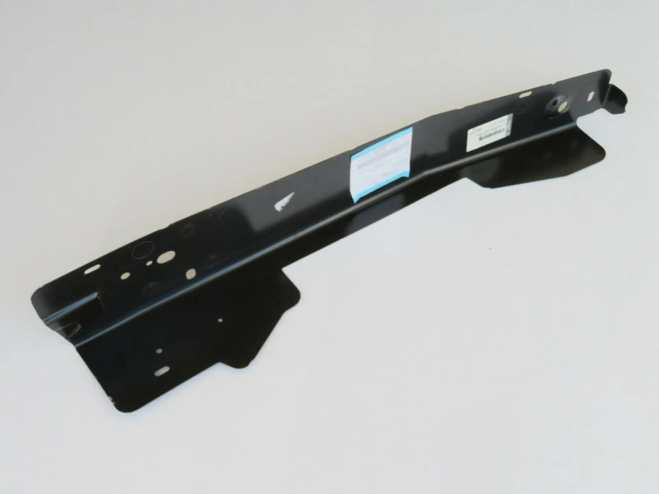 Guardabarros delantero derecho barandilla superior Jaguar XJR XJ8 y Super V8 4,2 L C2C 34173 Foto 2 de 3