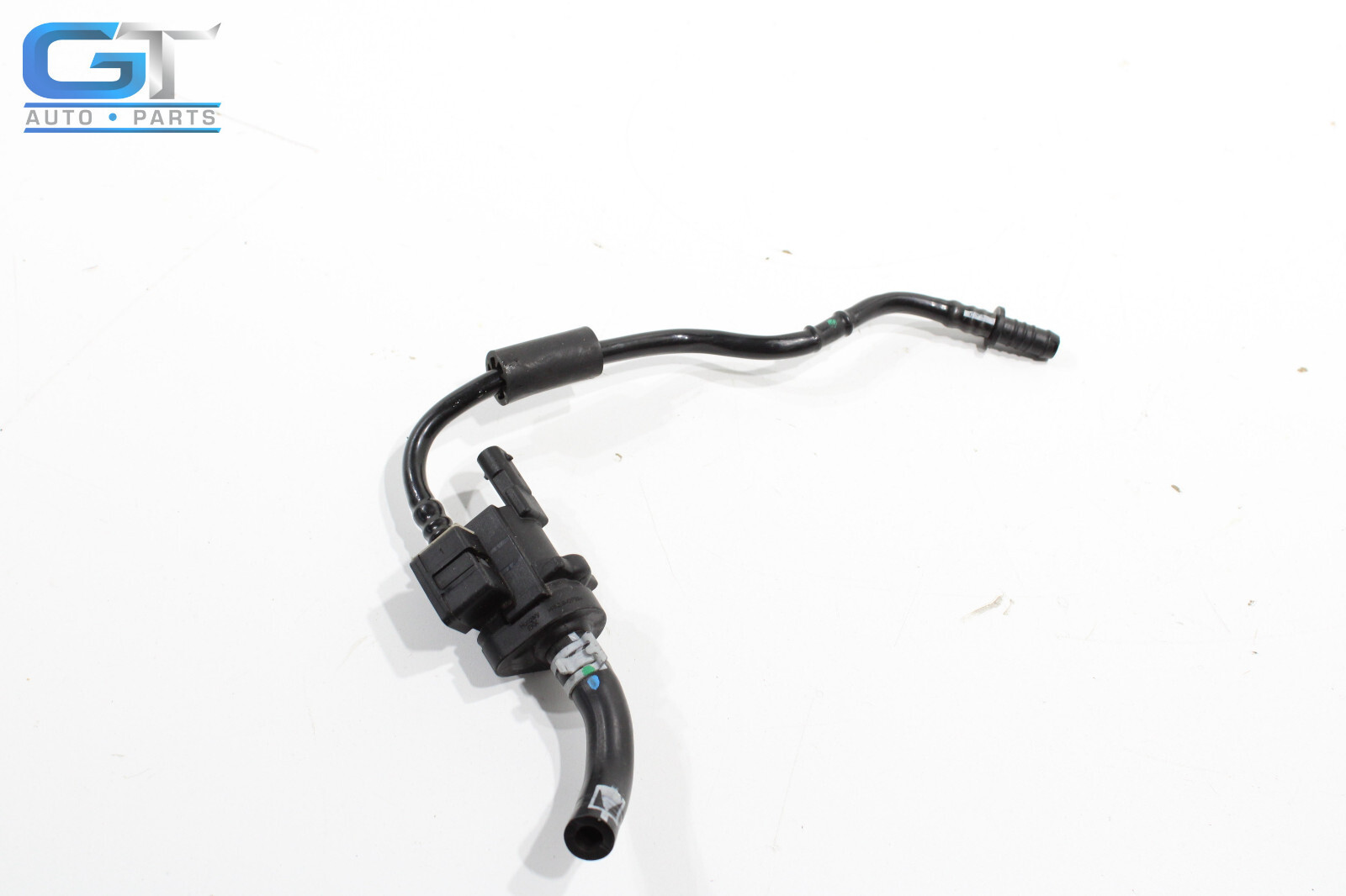 PORSCHE MACAN 2.0L EMISSION SYSTEM PURGE VALVE & HOSE TUBE PIPE 