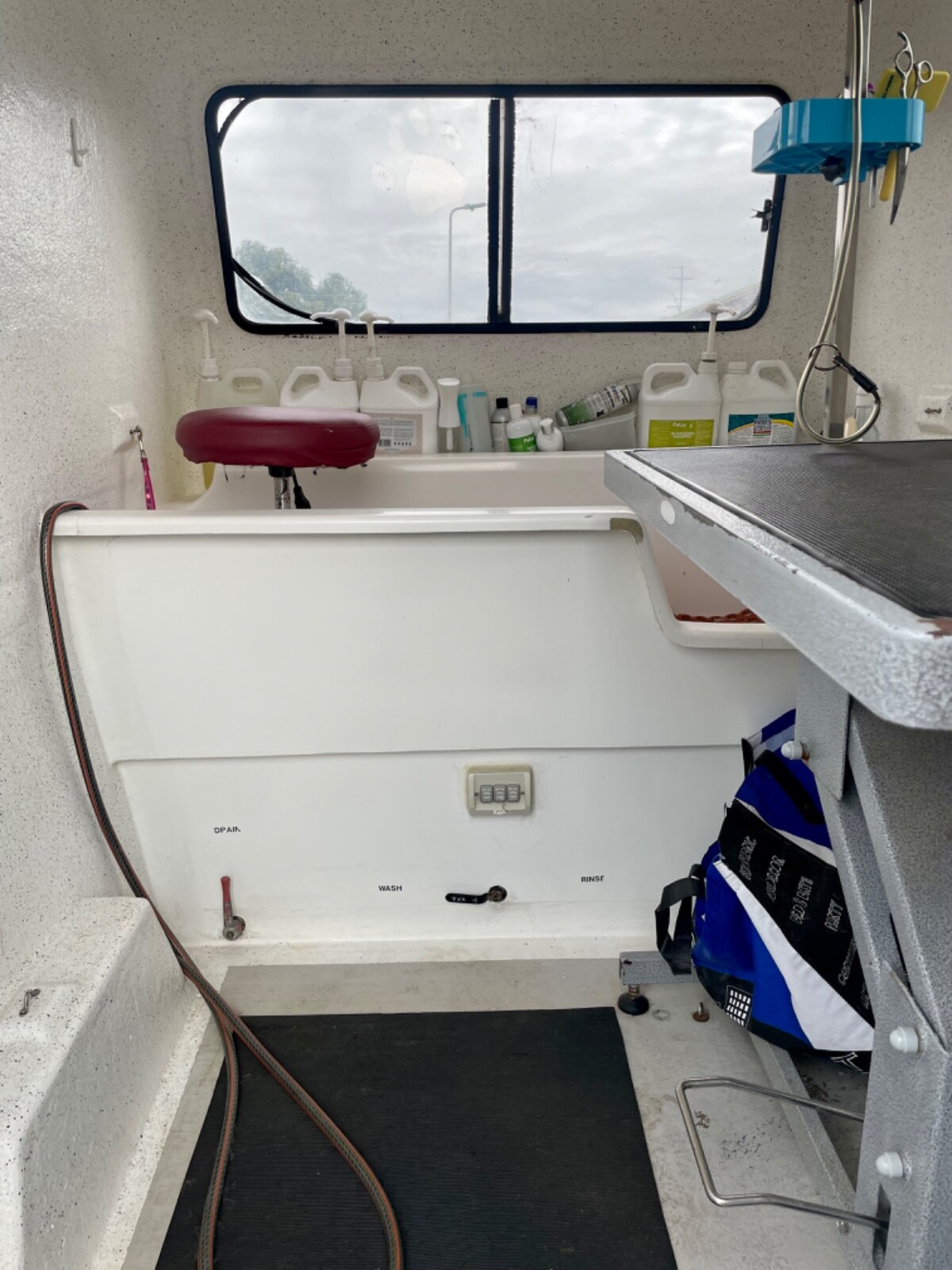 2009, Cheiftan Mobile Dog Grooming trailer eBay