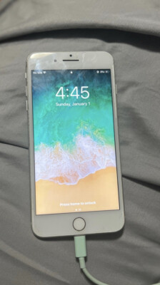 Apple iPhone 8 Plus - 64GB - Silver (Unlocked) A1864 (CDMA + GSM)