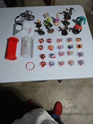 Disney Infinity Bundle Figures And Character Circles And Other Shape 30 Pcs