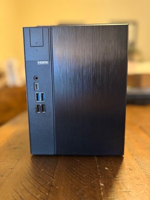 Custom Gaming PC AMD Ryzen 5 5600 RTX 5060 32GB RAM 1.5TB SFF Windows 11 Pro