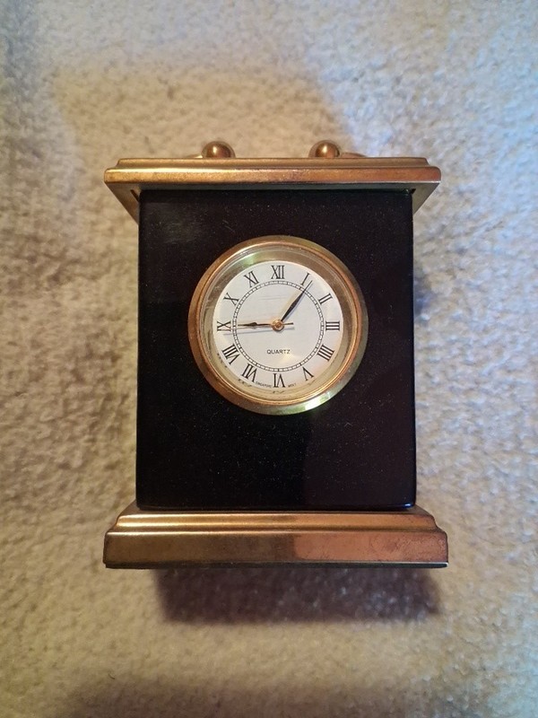 Vintage miniature clock movement made in Singapore Case made in China