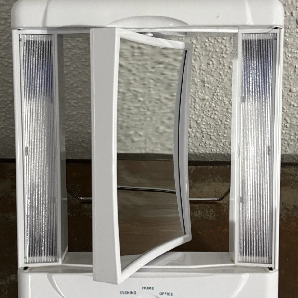 Espejo de maquillaje tocador de belleza con aumento de 2 caras vintage Conair 4 ajustes de luz Foto 2 de 4