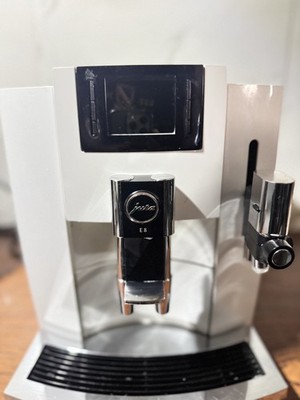 Jura E8 Impressa Piano White  Kaffeevollautomat 