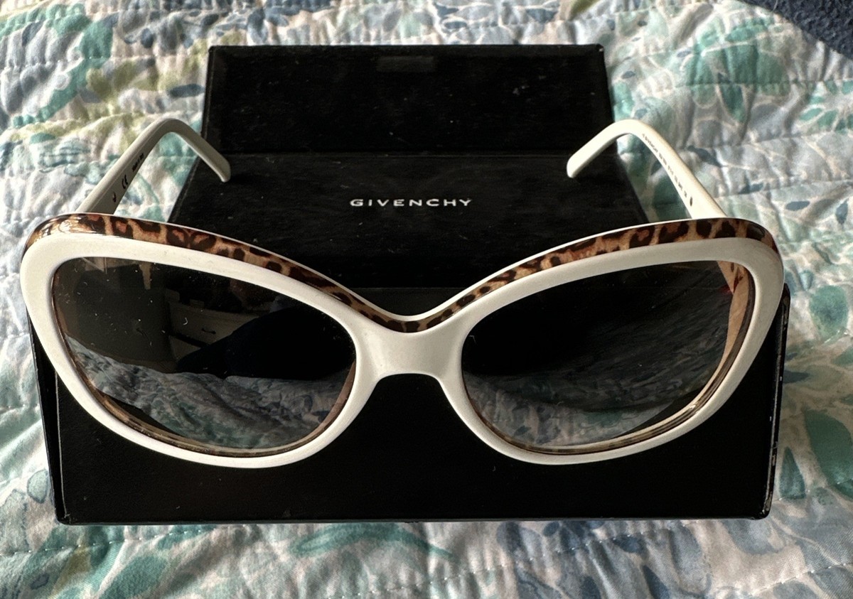 Givenchy SGV 767N Col.OAFE 135 Women's White Sunglasses With Case